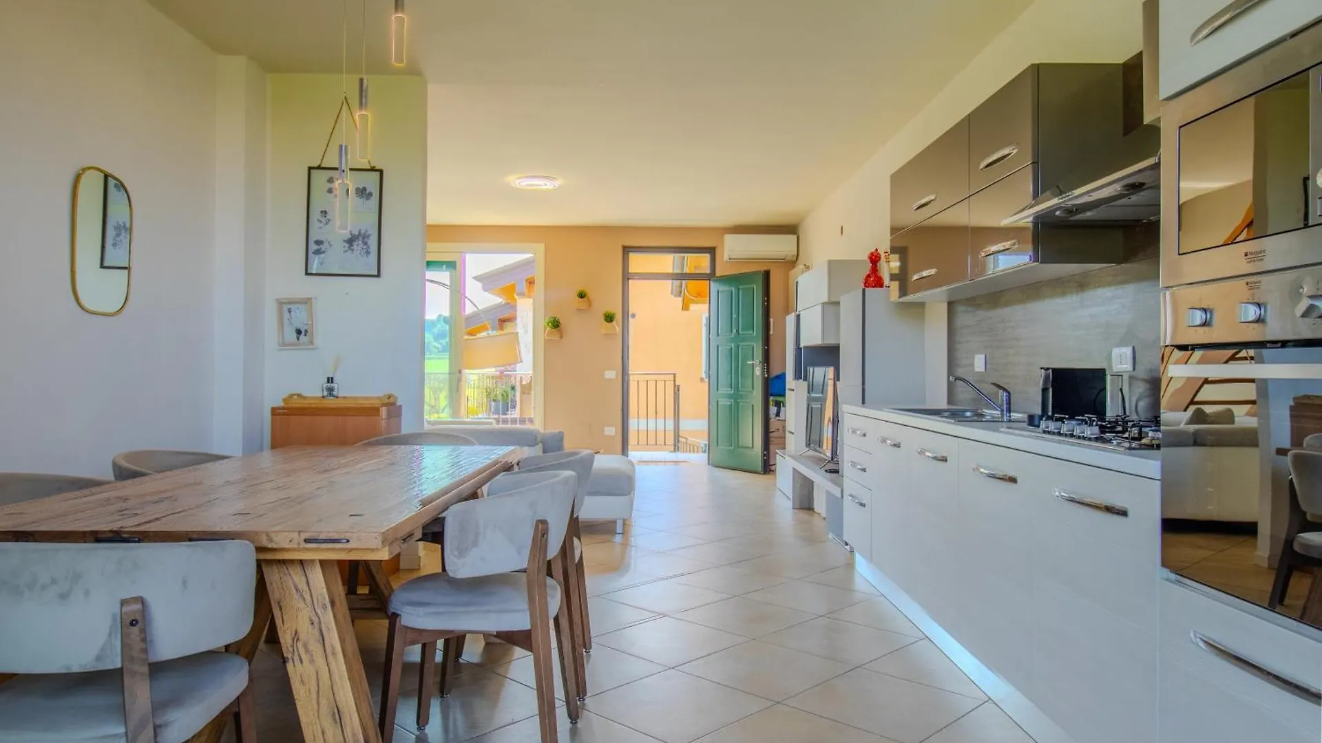 Lago Di Garda A 300 M - Ardea Duplex مانربا ديل جاردا بيت للعطل